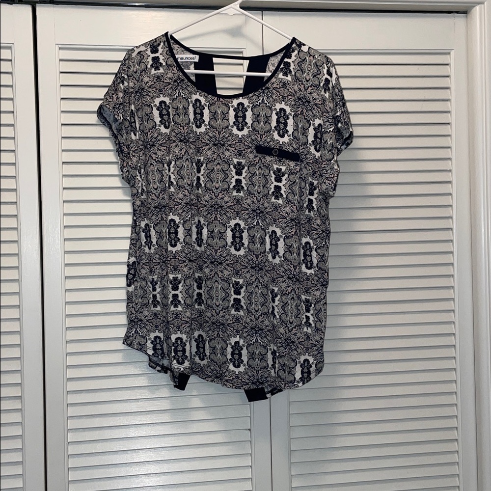 Maurices Navy and White Paisley Top, Size 14/16